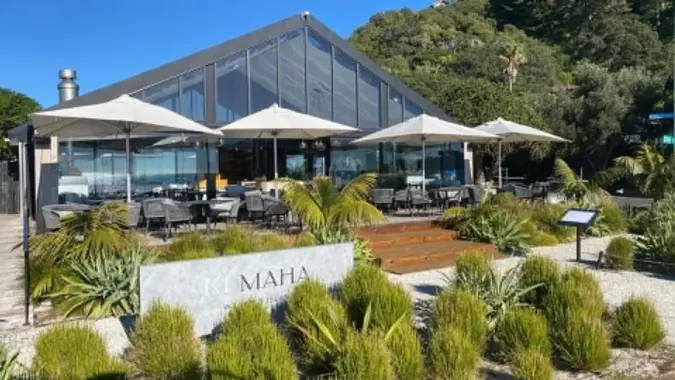 nathan-tawhai_KiMaha-restaurant