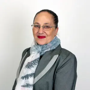 Headshot of MITO CEO Verna Niao