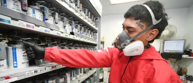 Automotive Refinisher